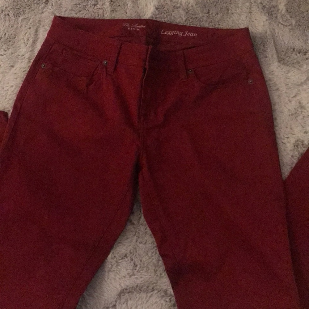 Dark red leggings jeans 👖new never been used👍